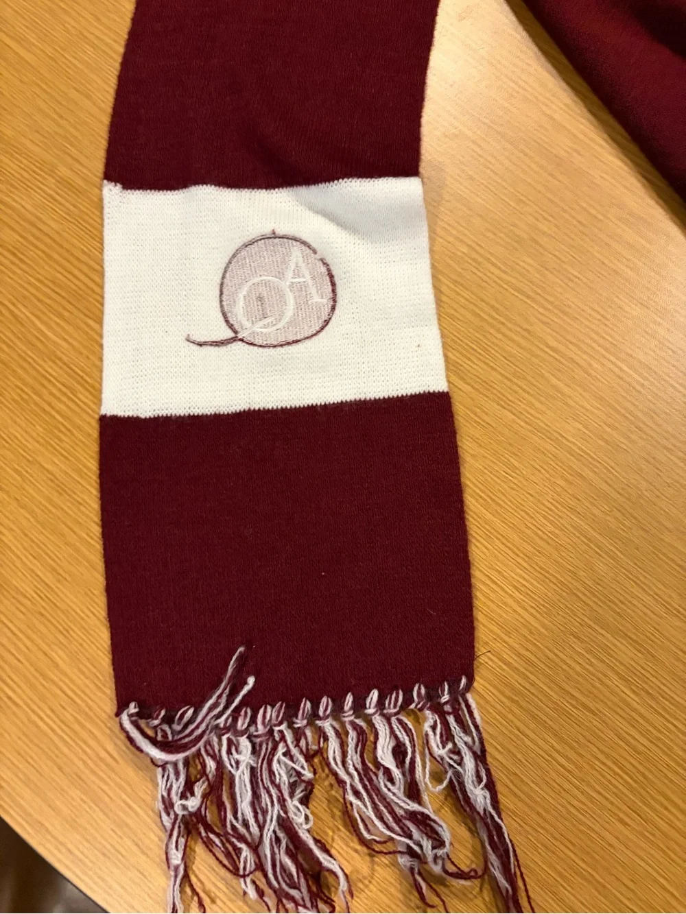 Aquinas College Maroon & White Striped Scarf! Bulldogs! Catholic College Unisex